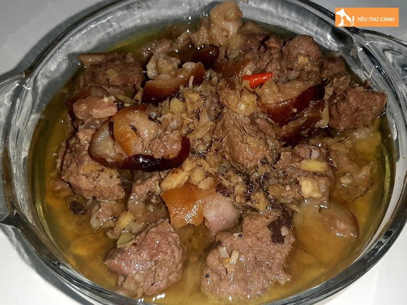 dinh-duong-tu-mon-thit-cho-nau-ruou-man-thucanh